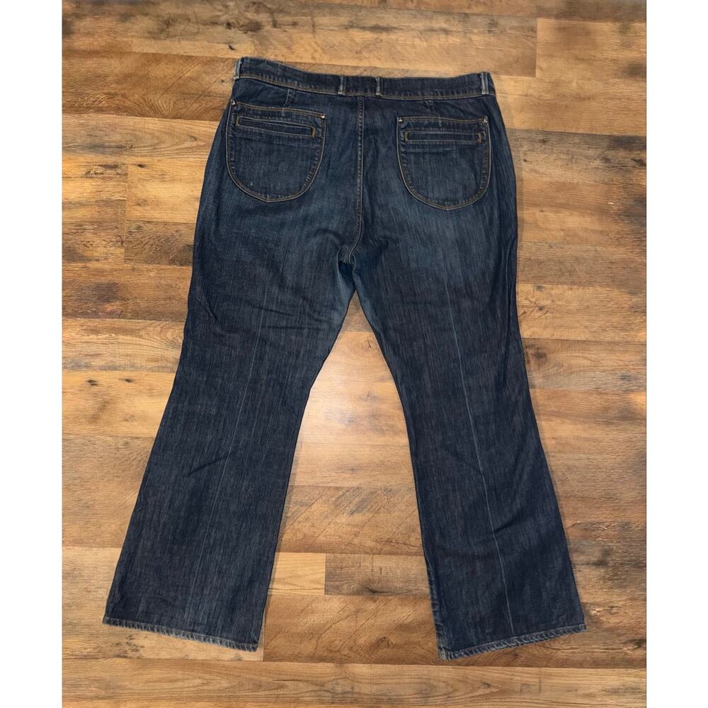 Old Navy women’s classic rise bootcut blue jeans - Picture 10 of 16